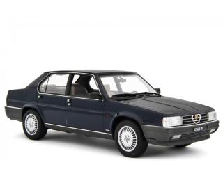ALFA ROMEO ALFA 90 2.5 INIEZIONE QUADRIFOGLIO ORO 1985 - Blu Olandese Laudoracing 1:18 Resinemodell (Türen, Motorhaube... nicht zu öffnen!)